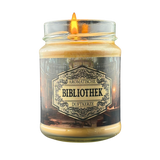 Pen and Paper Duftkerze Bibliothek mit Überraschung, Würfel