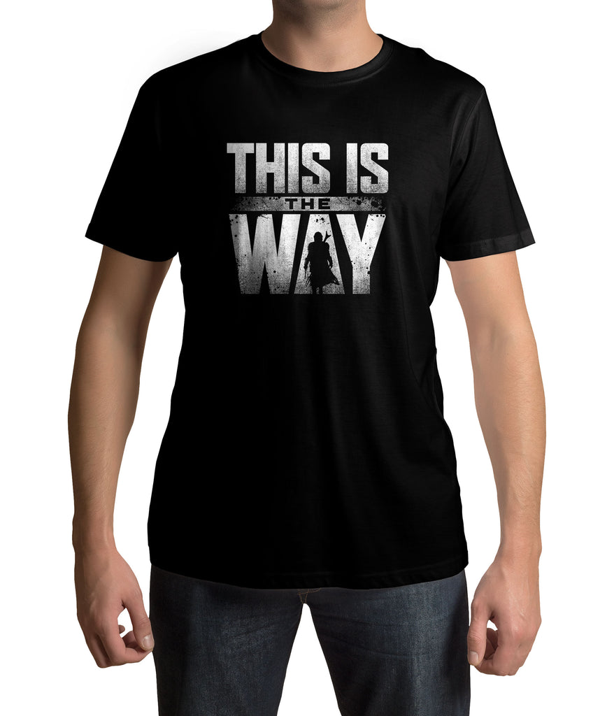 Mit T-Shirt-Größen bis zu 5XL können sich alle Helden bei uns perfekt ausstatten und ihrem Weg durch die Nerd-Welt folgen, möge die Macht mit Ihnen sein.